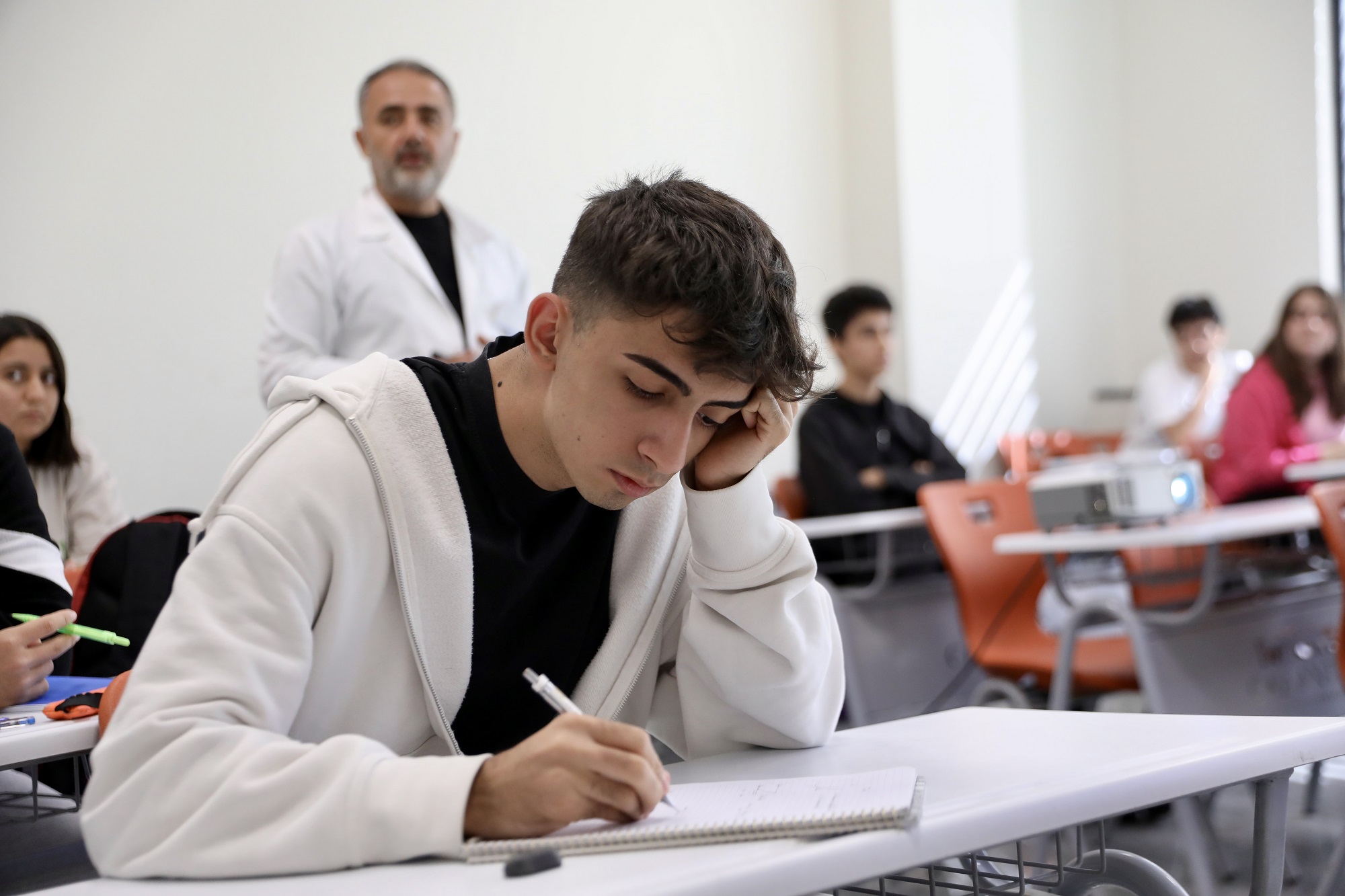 EĞİTİME ERİŞİMDE HER İHTİYACA AYRI ÇÖZÜM