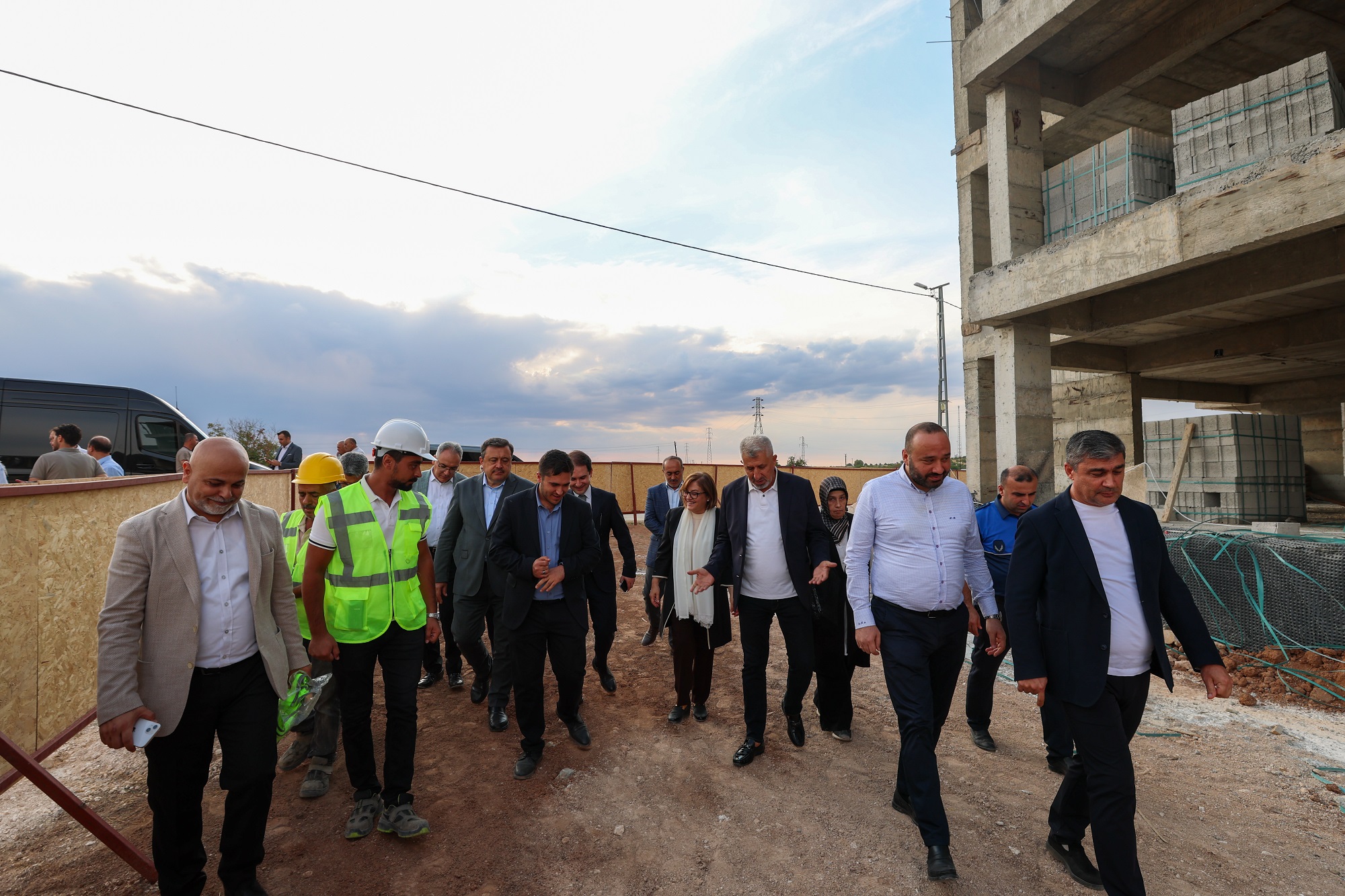 ŞAHİN: “KONUT PROJESİ DEVLET MEMURLARI İÇİN KOLAYLIK SAĞLAYACAK”