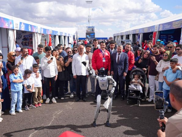YILMAZ: “TEKNOFEST BU ÜLKENİN TEMİNATIDIR”