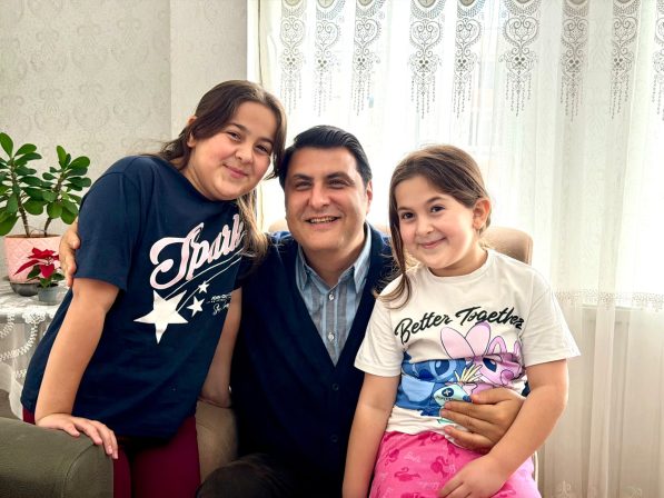 BAŞKAN YILMAZ’DAN ŞEHİT AİLELERİNE VEFA ZİYARETİ