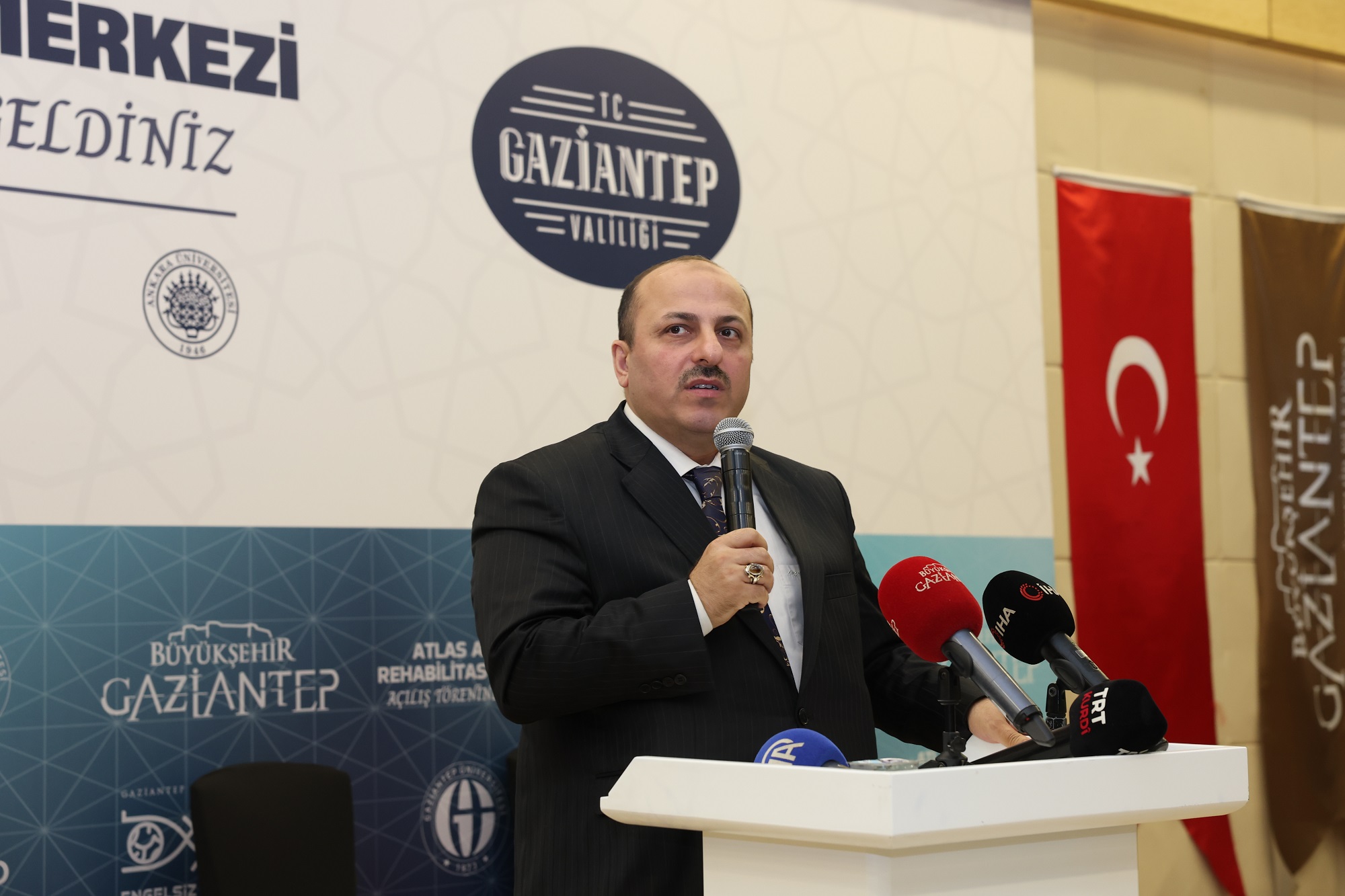 BÜYÜKŞEHİR’DEN GÖRME ENGELLİ BİREYLERİN HAYATINA DOKUNACAK YENİ MERKEZ