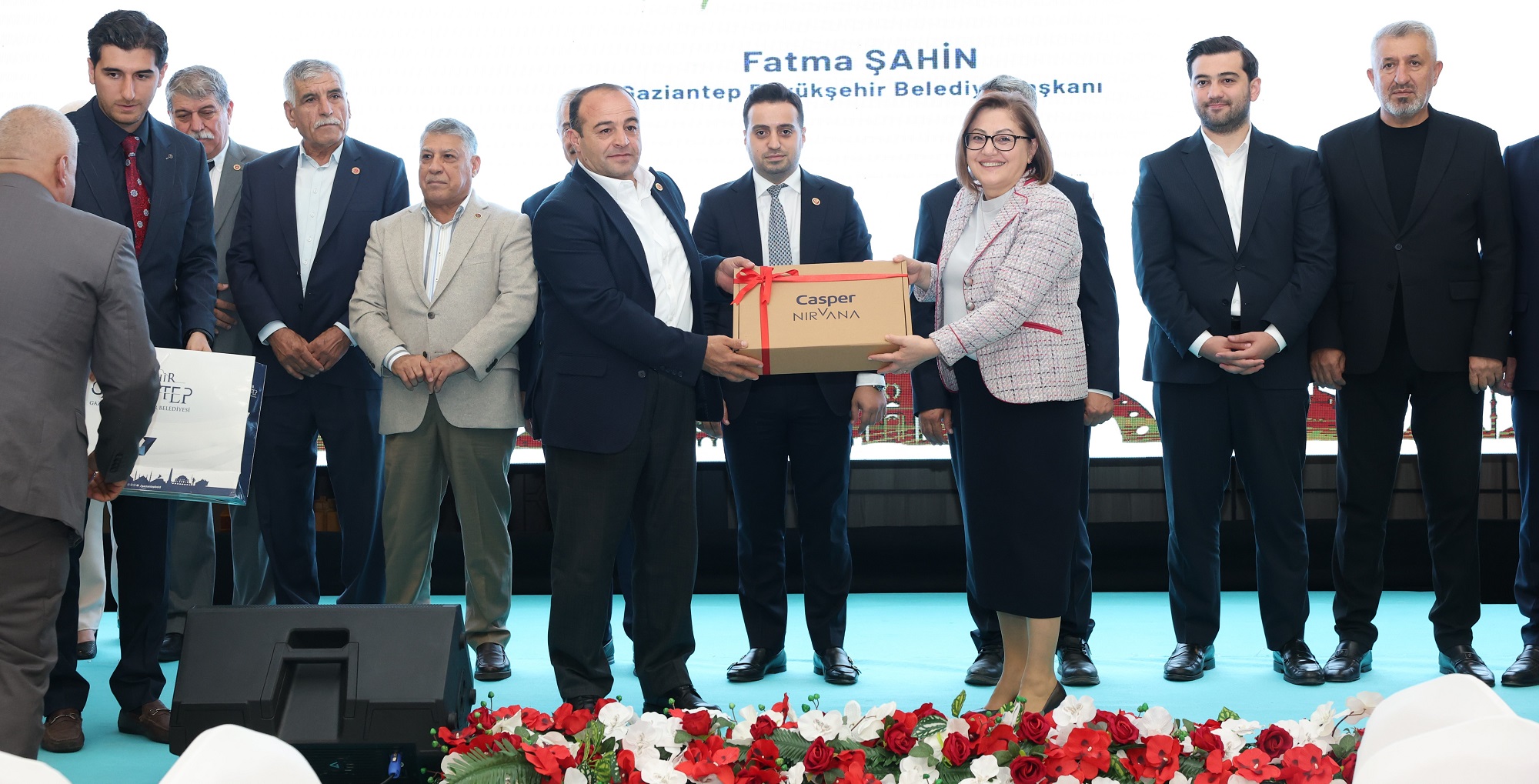 BAŞKAN FATMA ŞAHİN, MUHTARLAR GÜNÜ KAPSAMINDA BULUŞMA GERÇEKLEŞTİRDİ
