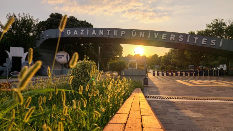 GAZİANTEP ÜNİVERSİTESİNDE DÖRT YENİ LİSANSÜSTÜ PROGRAMIN AÇILMASI ONAYLANDI
