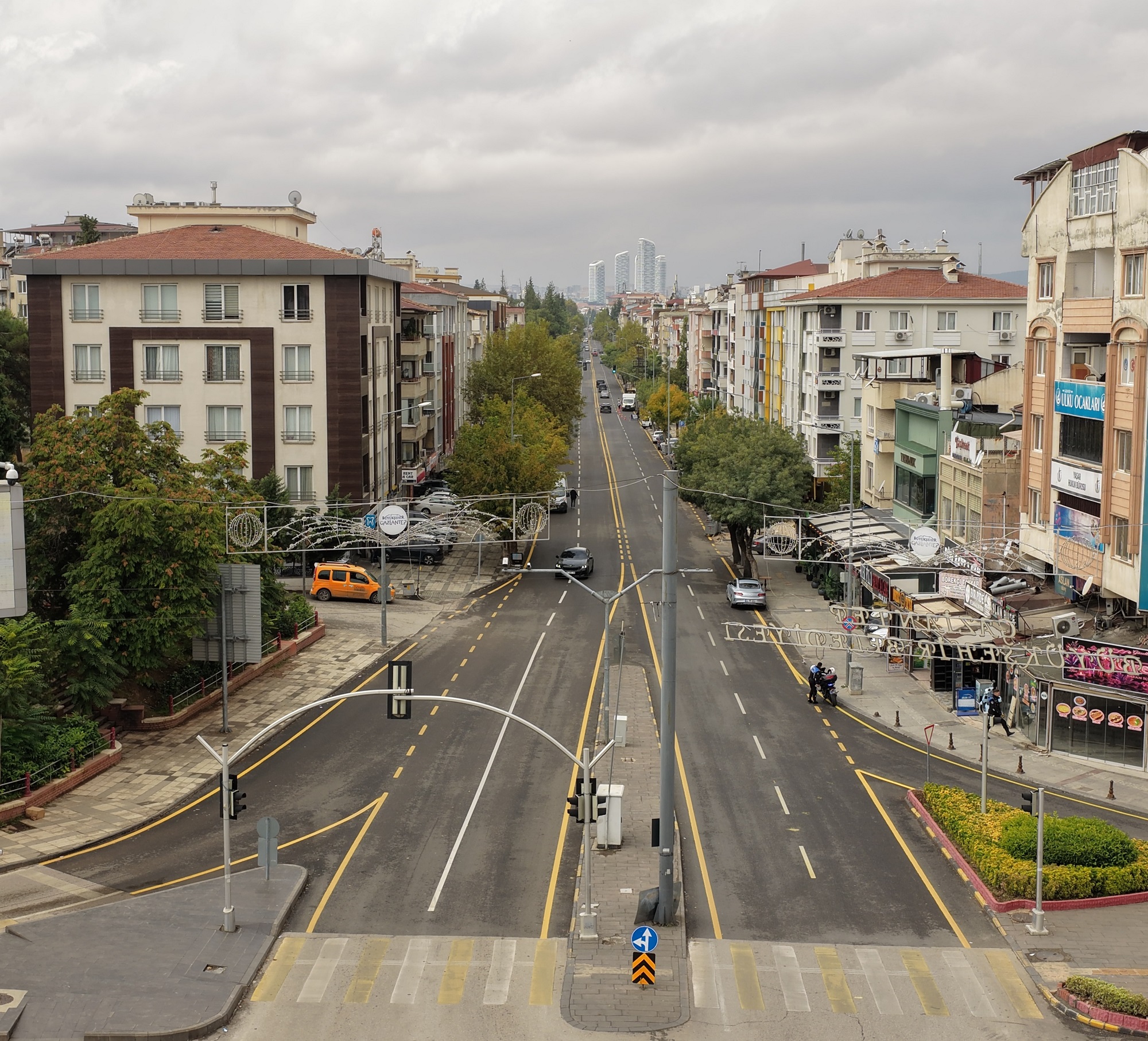 GAZİANTEP’İN ANA ARTERLERİNDE YENİLEME ÇALIŞMALARI TAMAMLANDI