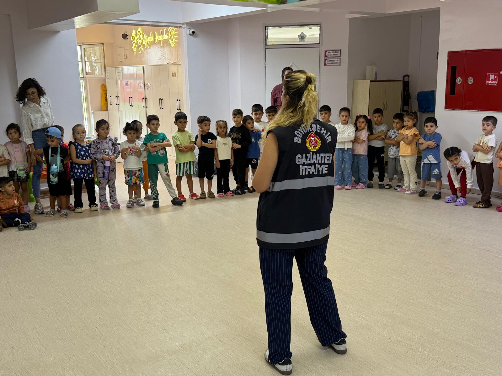 GAZİANTEP’TE İTFAİYE HAFTASI ETKİNLİKLERLE KUTLANDI
